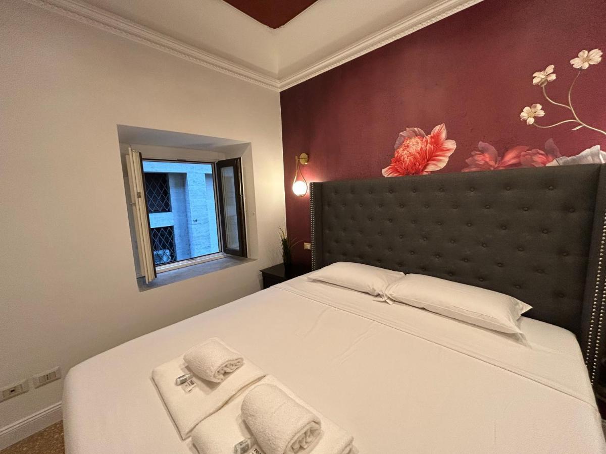 Raffaello'S Place Rzym Zewnętrze zdjęcie