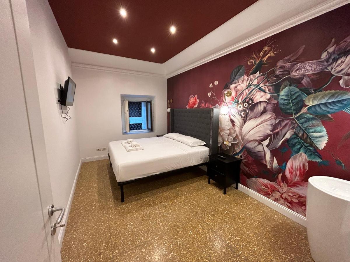 Raffaello'S Place Rzym Zewnętrze zdjęcie