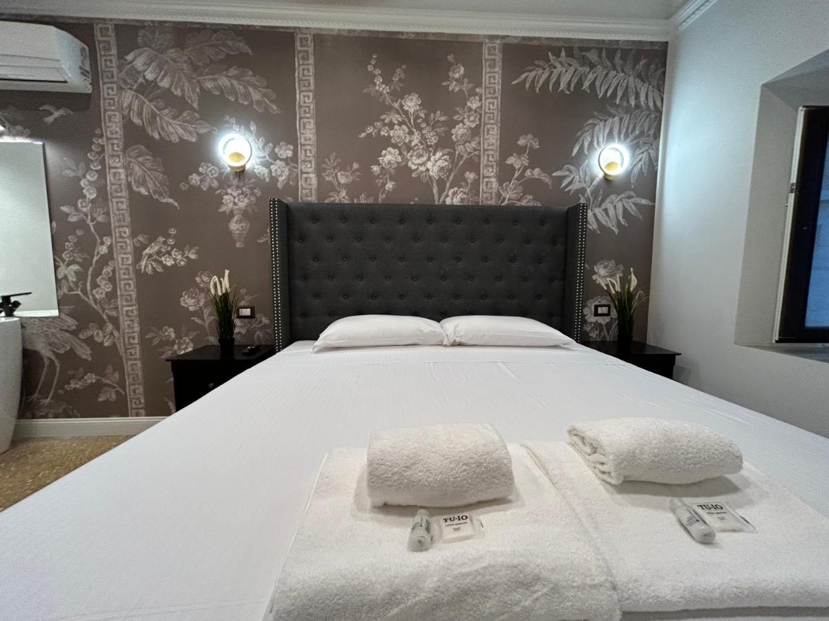 Raffaello'S Place Rzym Zewnętrze zdjęcie
