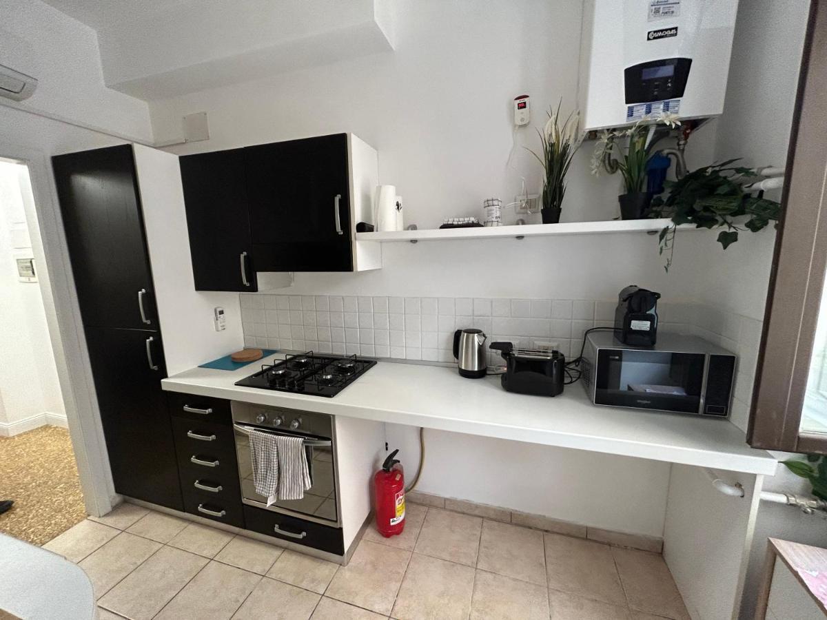 Raffaello'S Place Rzym Zewnętrze zdjęcie